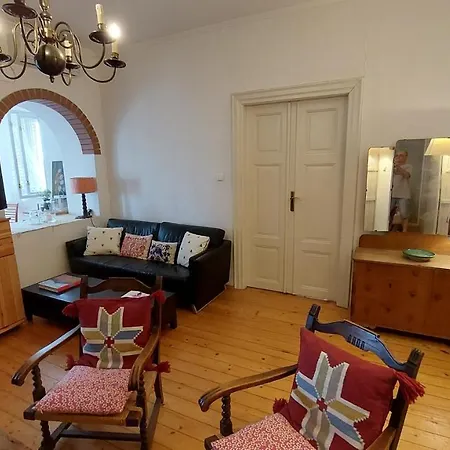 Nadaskuti Haz بيت للعطل *